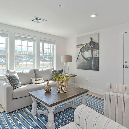 Harbourtown Suites On Plymouth Harbor Экстерьер фото