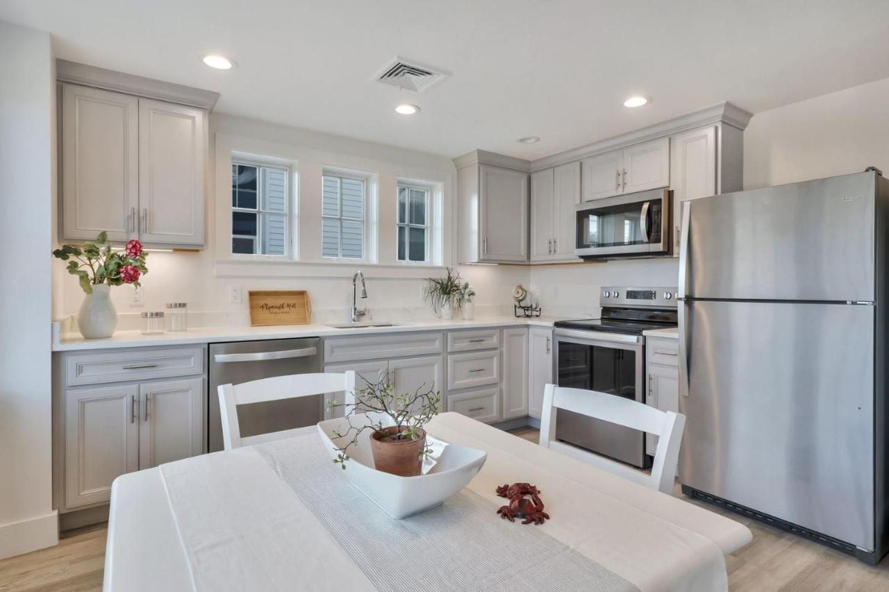 Harbourtown Suites On Plymouth Harbor Экстерьер фото