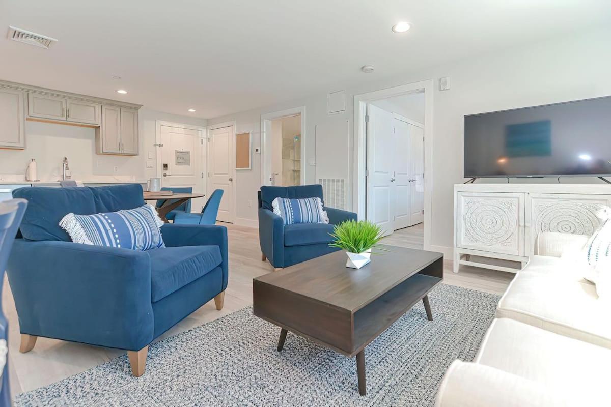 Harbourtown Suites On Plymouth Harbor Экстерьер фото