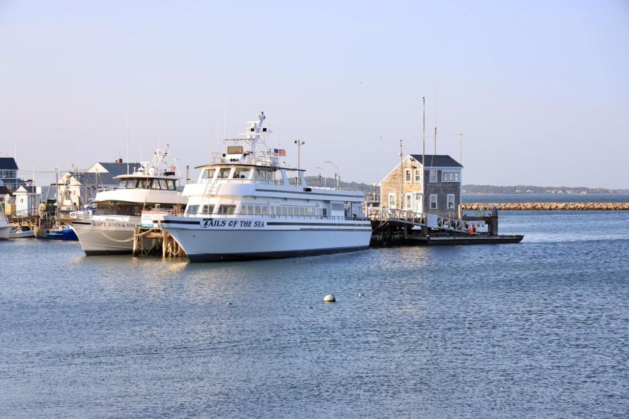 Harbourtown Suites On Plymouth Harbor Экстерьер фото
