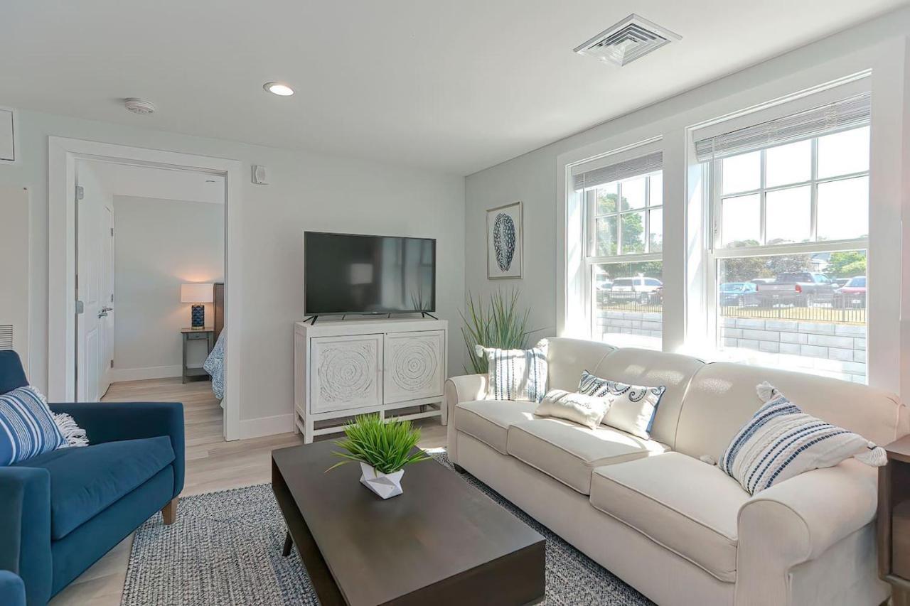 Harbourtown Suites On Plymouth Harbor Экстерьер фото