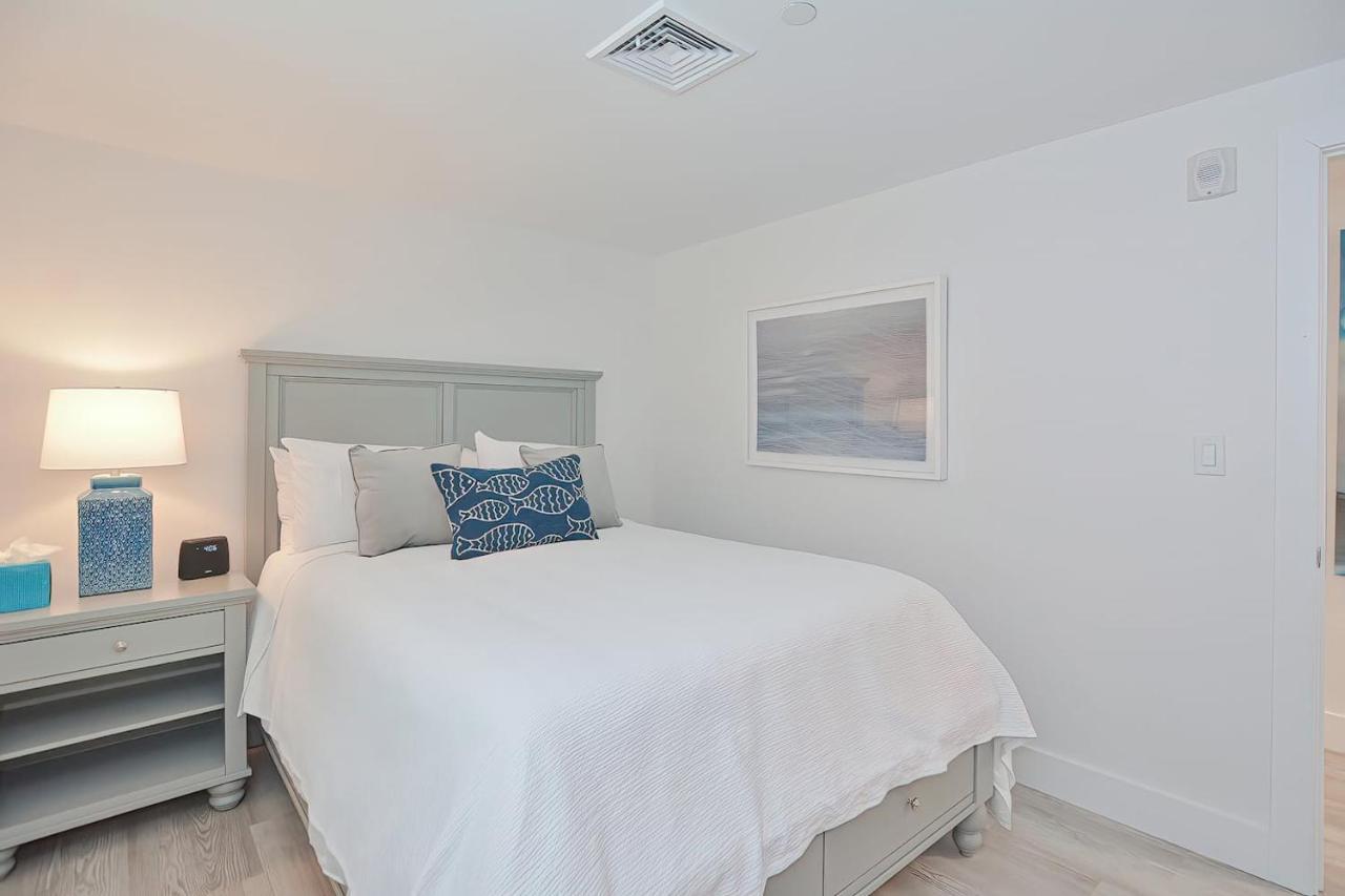 Harbourtown Suites On Plymouth Harbor Экстерьер фото