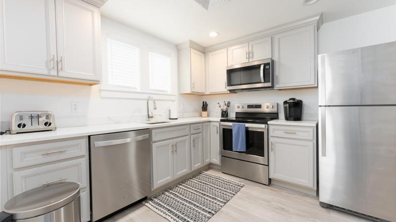 Harbourtown Suites On Plymouth Harbor Экстерьер фото