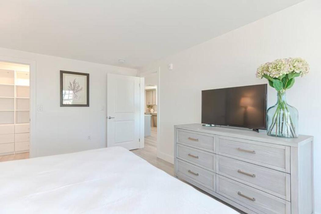 Harbourtown Suites On Plymouth Harbor Экстерьер фото