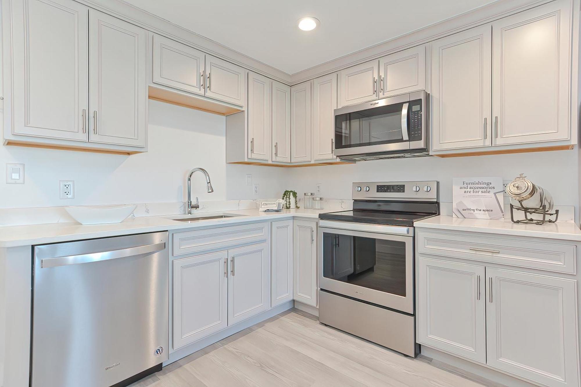 Harbourtown Suites On Plymouth Harbor Экстерьер фото